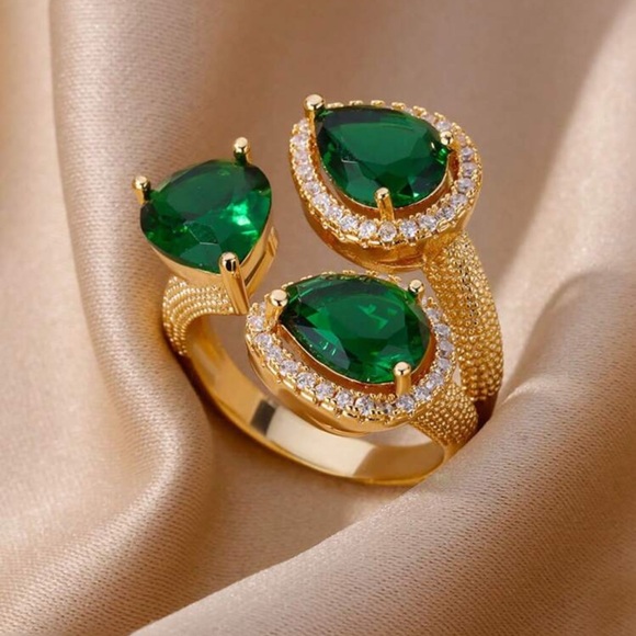 BRIDAL WEDDING ENGAGEMENT RING - Picture 6 of 6